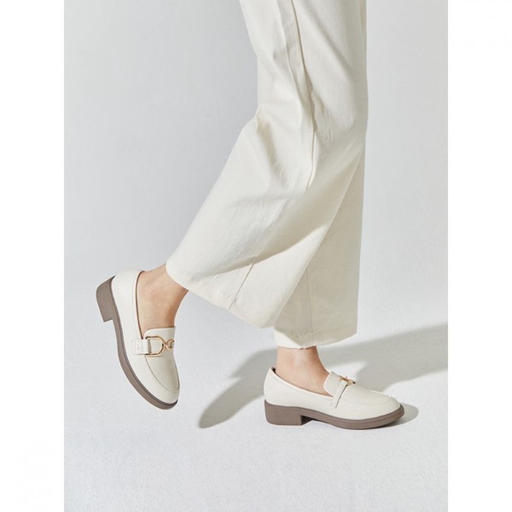 (Mook) 女性用リリック牛革ローファー 2色