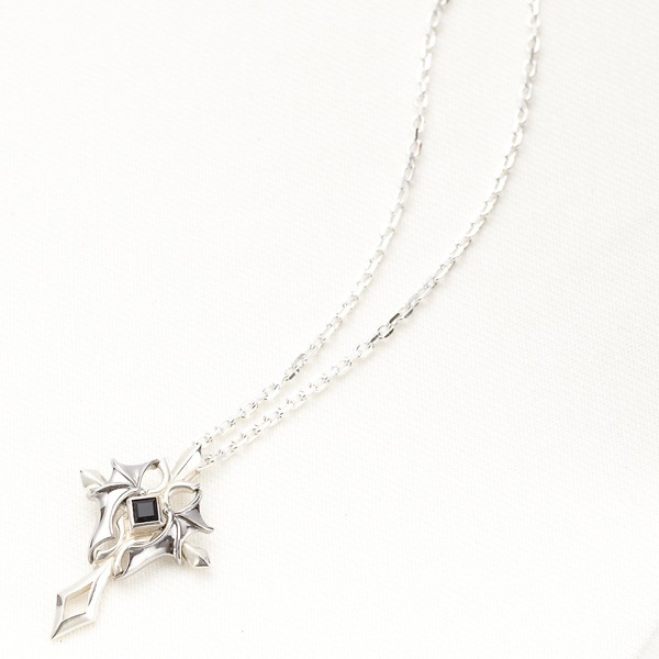 メンズネックレス　シルバーアクセサリー　シルバー925　悪魔の羽　クロス