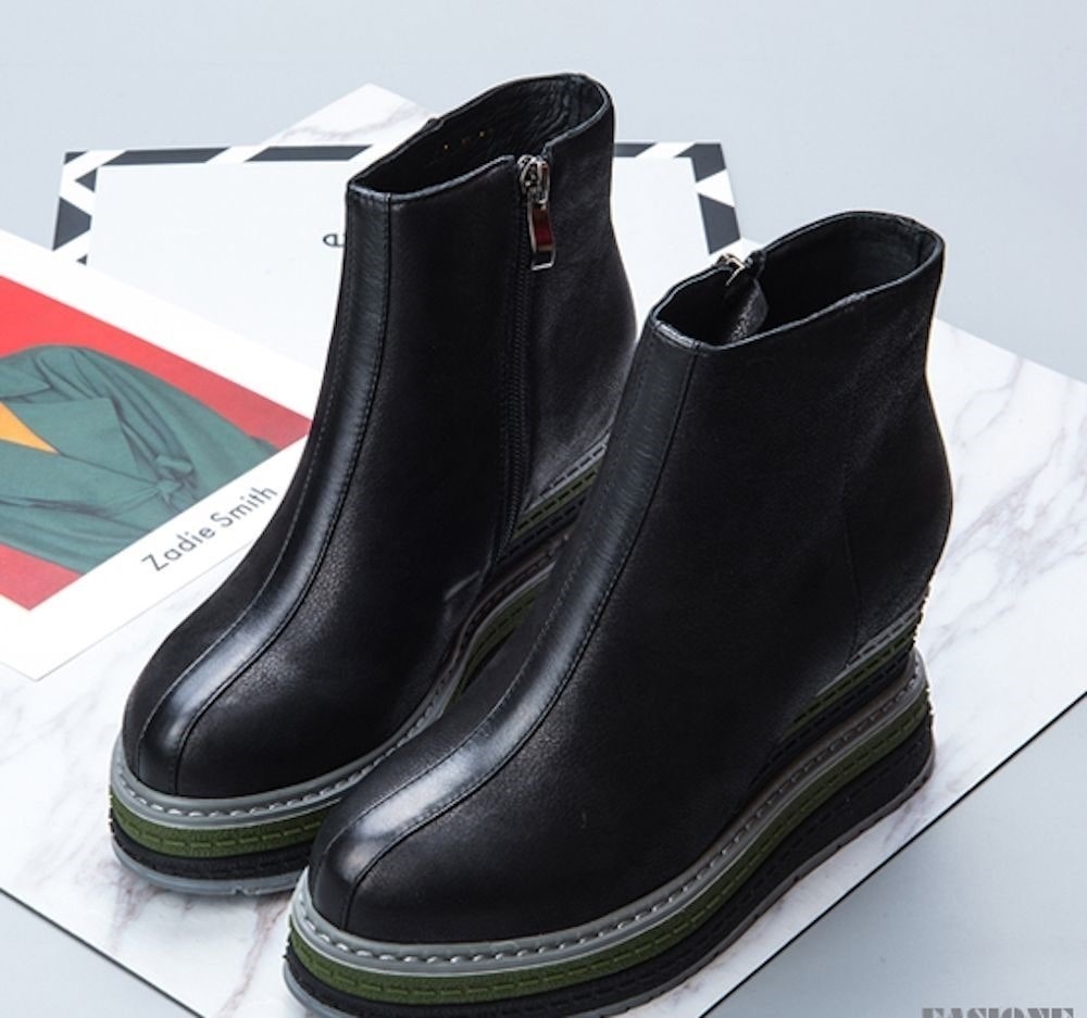 ブーツ レディース ランキング ブランド 厚底 ミドル丈 夏 靴 フロント きれいめ 防水 ロング 滑らない ウォーキング 秋 おしゃれ ショート ローヒール レザー 撥水 レースアップ ヒール 軽量 10,351円