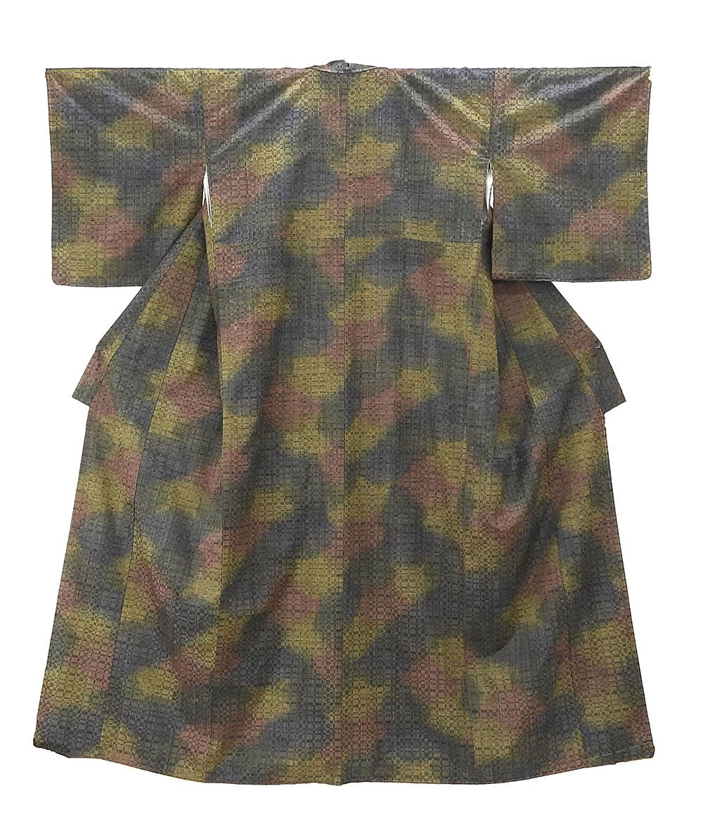 紬 未着用美品 正絹 格子幾何模様 身丈160.5cm 裄丈66.5cm 紬 未使用 新古品 着物 カジュアル d0566