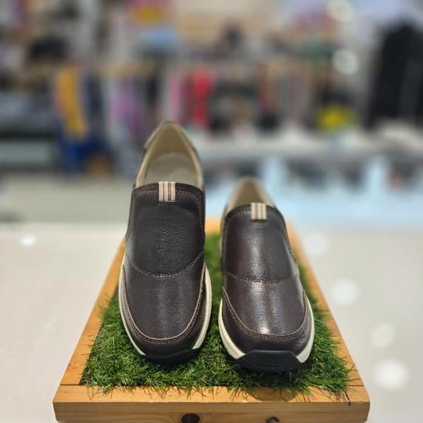 セーブゾーン04 女性コンフォートカジュアル超軽量バンディングノンスリップスリッポンスニーカー ブラウン 3 (S42059242)