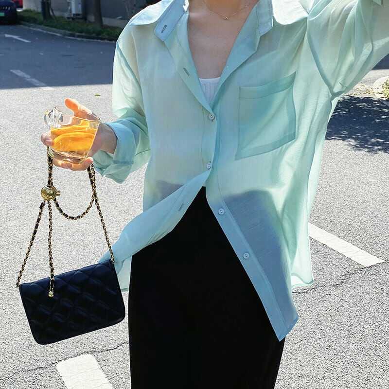 トップス シャツ ブラウス 袖あり 長袖 襟付き 大人可愛い ニュアンスカラー シアー 透け感 きれいめ シンプル カジュアル 大人 上品 おしゃれ お洒落 かっこいい レトロ 大人女子 こなれ感 w