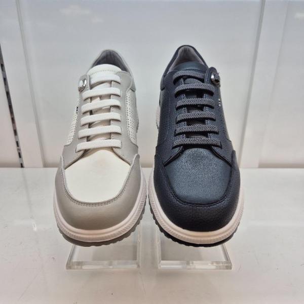 HC11 牛革 男性用 E6N1U51V3T (45035750)