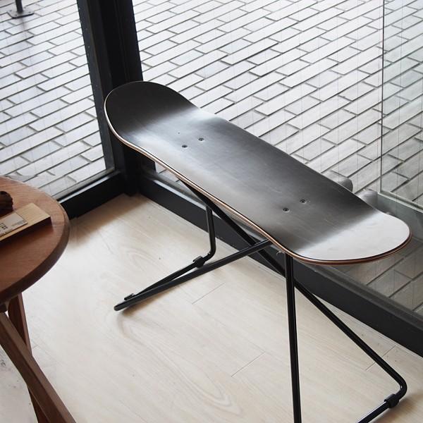 スツール 椅子 腰掛け チェア スケボー型 デザイン スケボー モチーフ スケートボード型 スチール脚 カジュアル おしゃれ インテリア アメリカン かっこいい