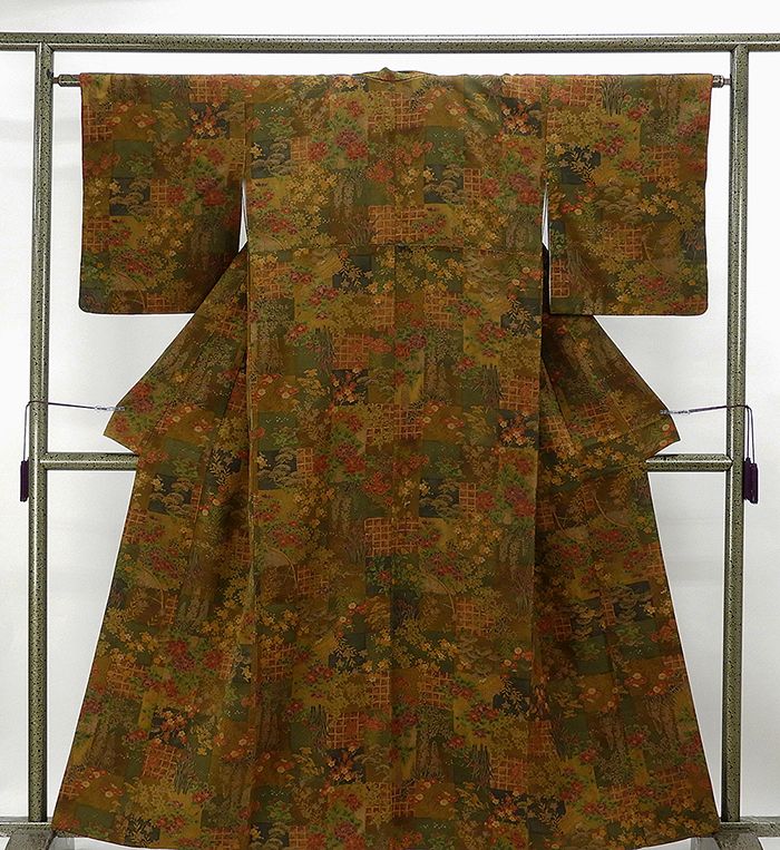 小紋 未着用美品 正絹 四季花模様 身丈158cm 裄丈62.5cm 小紋 未使用 新古品 着物