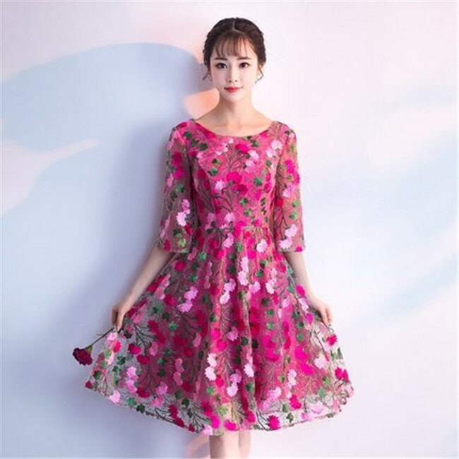 レッド ミニドレス　シヨート丈 ミニ丈 二次会ドレス フォーマルドレス　春 夏 秋 冬 パーティドレス 二次会 2次会 レース 成人式 同窓会 謝恩会 大学生 服装 入学式 卒業式 かわいい 20