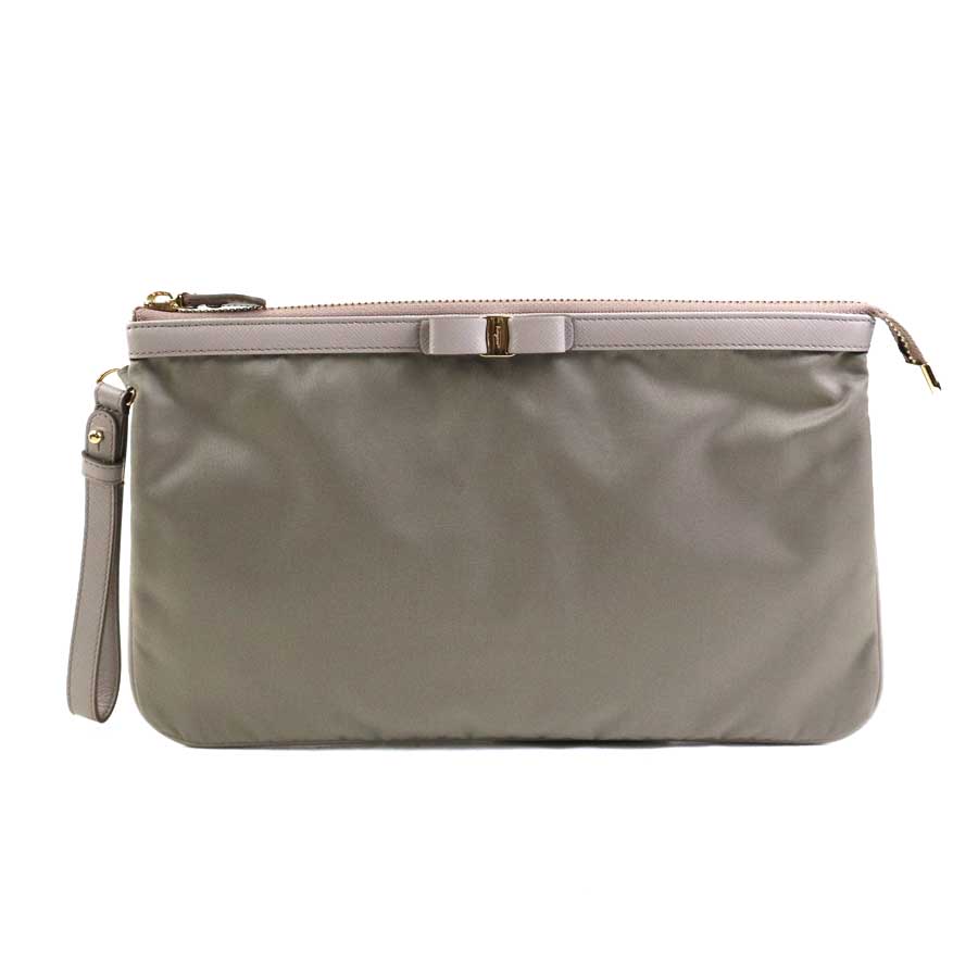 サルヴァトーレフェラガモ Salvatore Ferragamo クラッチバッグ ヴァラリボン ナイロン/レザー グレー レディース r10859a