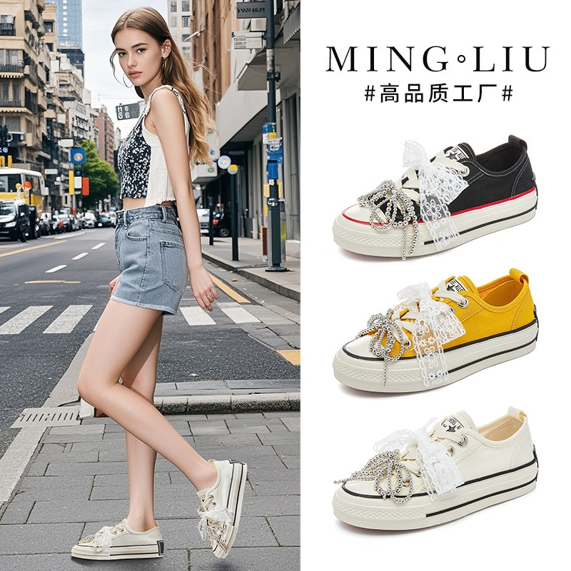 女性のための新しい弓のキャンバスシューズ2025春と夏の厚底の高級ホワイトシューズ女性のためのオールマッチカジュアルシューズ