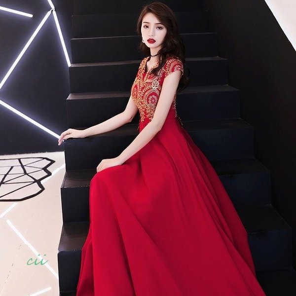 ゲストドレス 赤 ワイン 結婚式ドレス 着痩せ 袖あり お呼ばれ ロング丈 イブニングドレス 二次会 40代 50代 Aライン 30代 パーティードレス