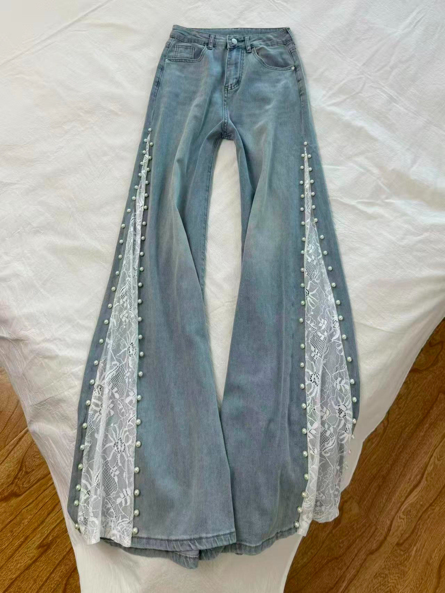 レースとビーズの装飾が施されたテンセル素材の微フレアデニムパンツ女性用夏物大きいサイズハイウエストゆったりとしたドレープ感のあるスリム効果のあるワイドレッグパンツ