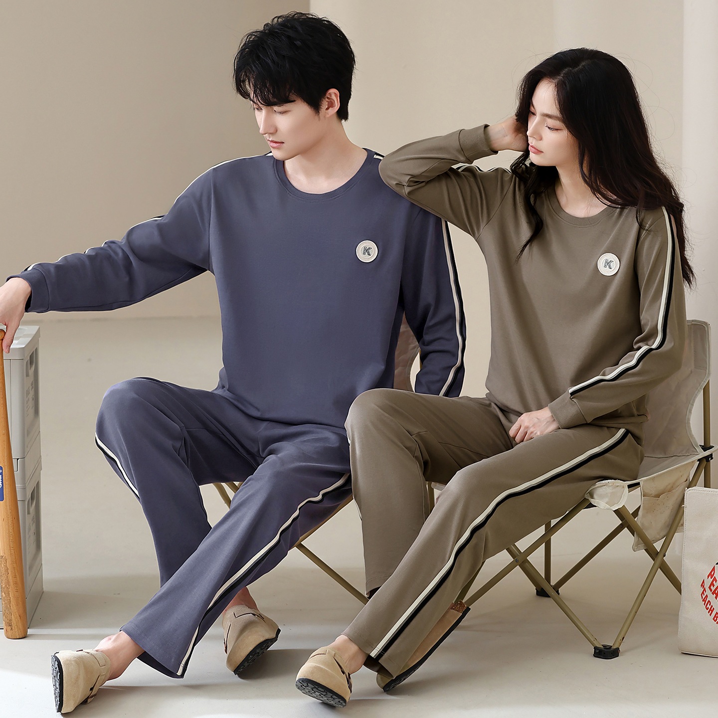 カップルのパジャマ秋と冬純綿長袖プルオーバーカジュアル外で着用可能ホームウェア春と秋の男女のパジャマセット