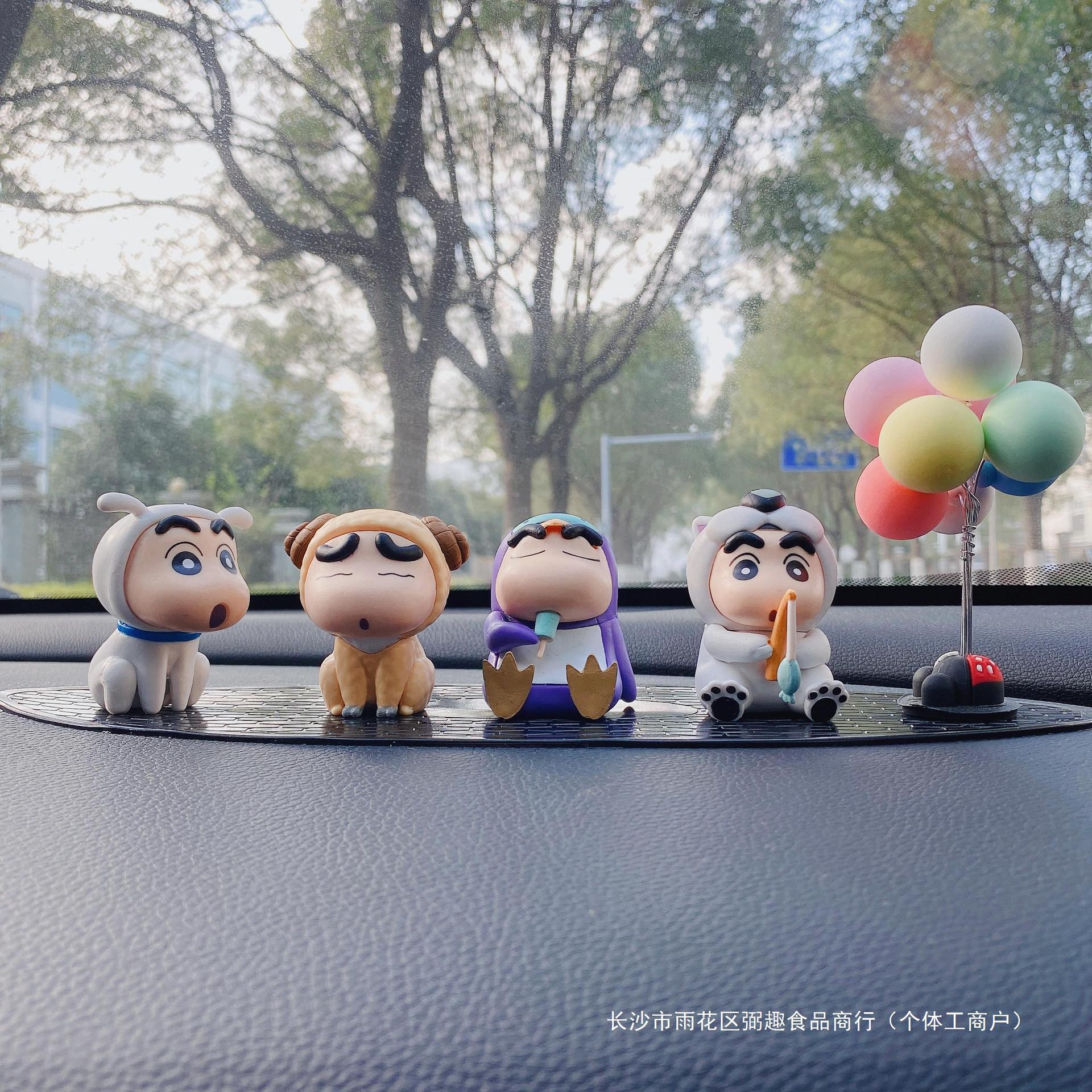 自社生產アニメかわいい車の装飾品車のセンターコンソールのインテリア装飾人形クリエイティブギフトフィギュア