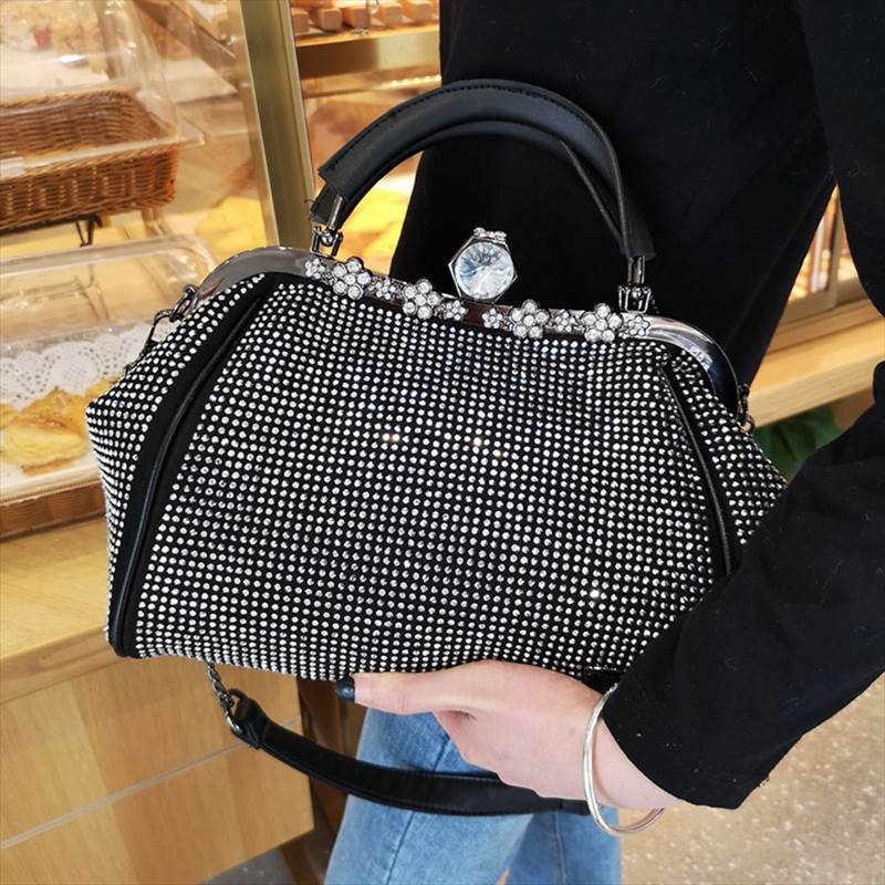 【NEWカラー追加】2色 ショルダーバック パーティーバッグ 花 キラキラ 煌びやか がま口 ガマグチ 市松模様 手持ち 肩がけ 斜めがけ カバン ラインストーン バッグ レディース 発表会 演奏会