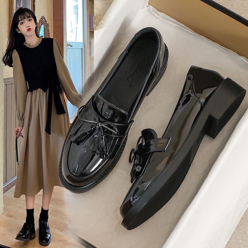 トラッド調 タッセルキルトローファー つや マット 2タイプ レディース ローファー 靴 シューズ 3cm 太ヒール チャンキーヒール ローヒール アーモンドトゥ フェイクレザー かわいい 大人可愛い