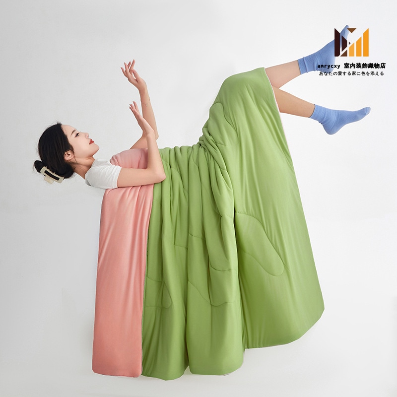 掛け布団 ひんやり布団 冷感ブランケット 接触冷感 布団 夏布団 シングル ダブル 涼感 肌掛け布団 冷たい 夏 布団 とろけるような肌触り キルトケット クールケット かけふとん 洗える クール寝具