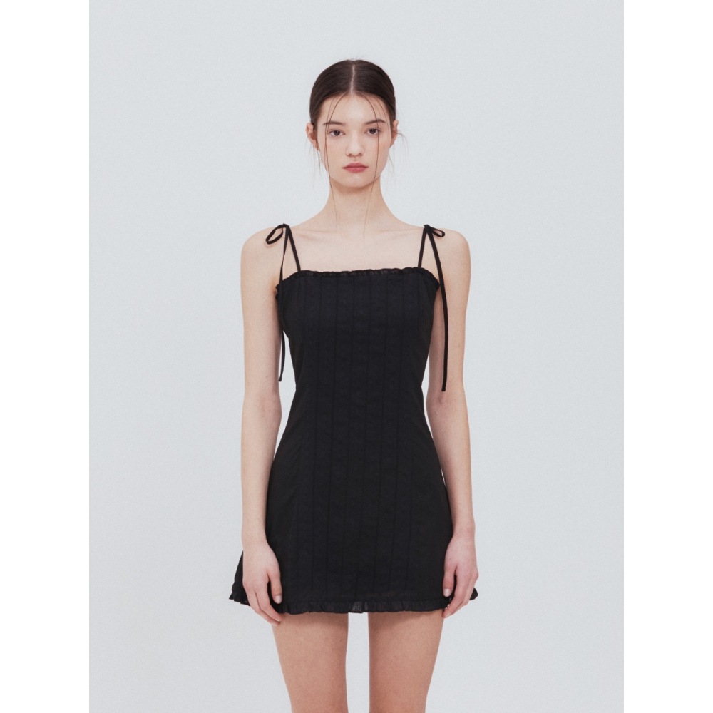 NOT YOUR ローズレースフリルミニドレス (ブラック)