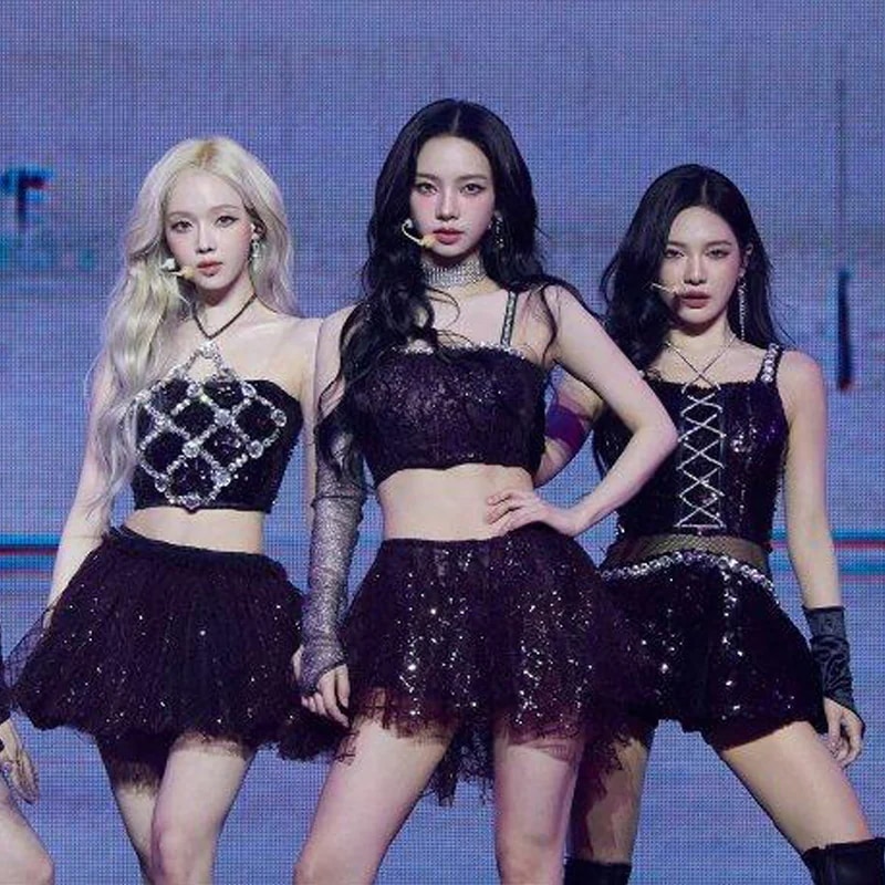 aespaゴールデン冬スパンコールスカート付き女性歌手パフォーマンス衣装ジャズダンス衣装