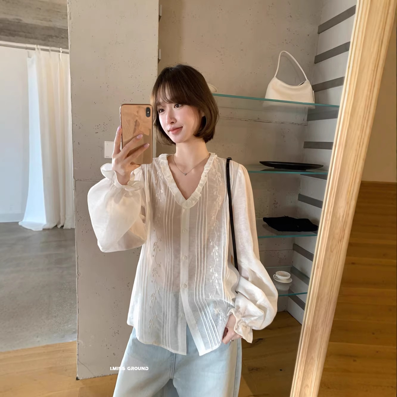 韓国風刺繍花テンセルリネントップス女性用2026春秋新作風優しい風長袖シャツ