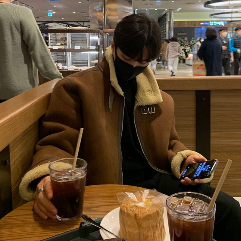 ラムズウール立ち襟中綿コートメンズアウター 厚手防寒ディアベルベットジャケットキルティングコートファッショントップス 5,272円