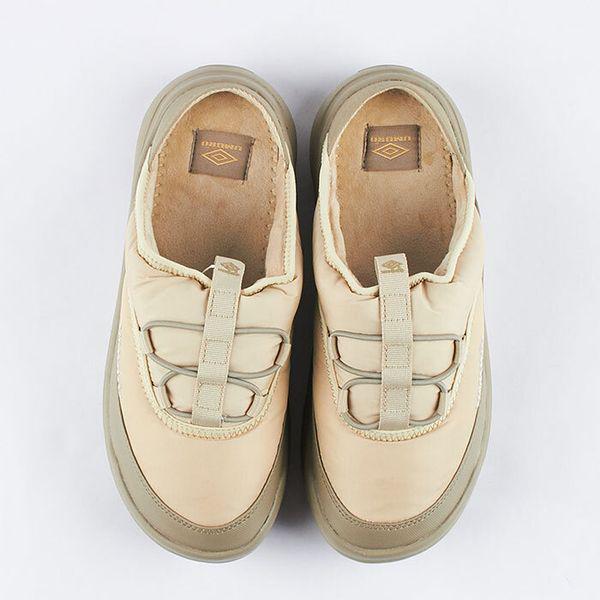 共用ティポパディングミュール防寒靴 ベージュ UP423ETPO2_P408743357