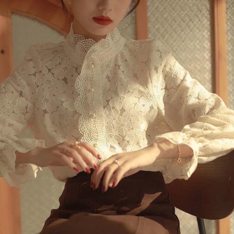 トップス ブラウス レディース カットソー 袖あり 長袖 ハイネック 総レース パールボタン 花柄 スカラップ シアー シースルー 透け感 かわいい 大人可愛い シンプル カジュアル 大人 wto06