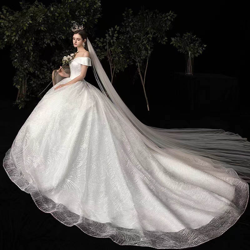 美品！ ウエディングドレス ホワイト ミニトレーン/短トレーン  