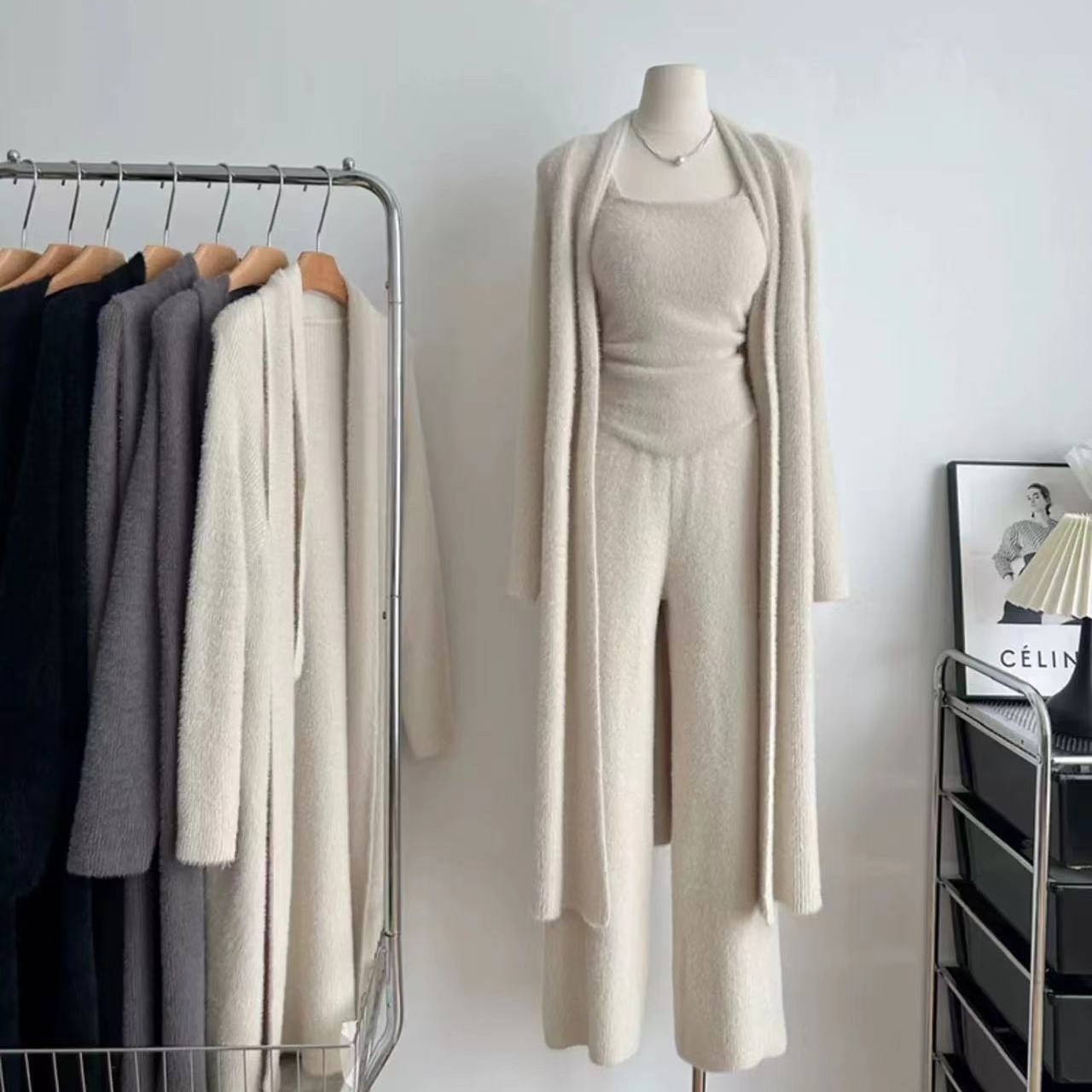 【最安値に挑戦】【人気商品】 ミンクの毛を模したニットカーディガン3点セットキャミソール付きワイドパンツセーターセット女性セットアップ