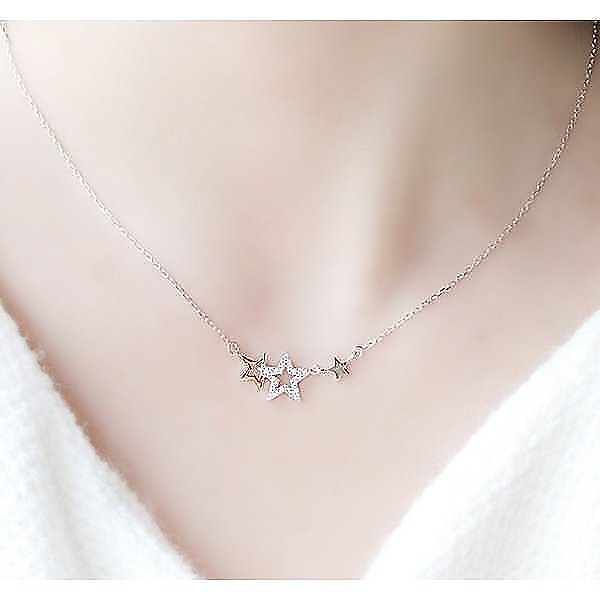 ネックレス レディース 星形 星ペンダント ダイヤ 可愛い 3連 シルバー925 プラチナコーティング cz 彼女 人気 プレゼント