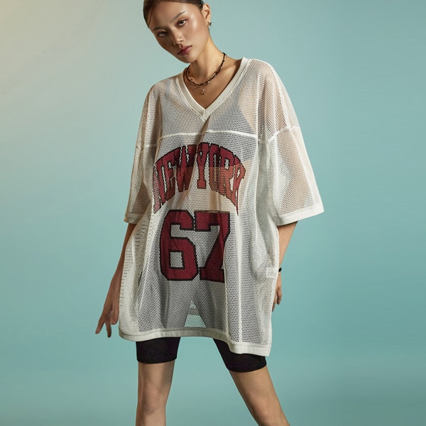 E3919 マッシュ レタリング トップ