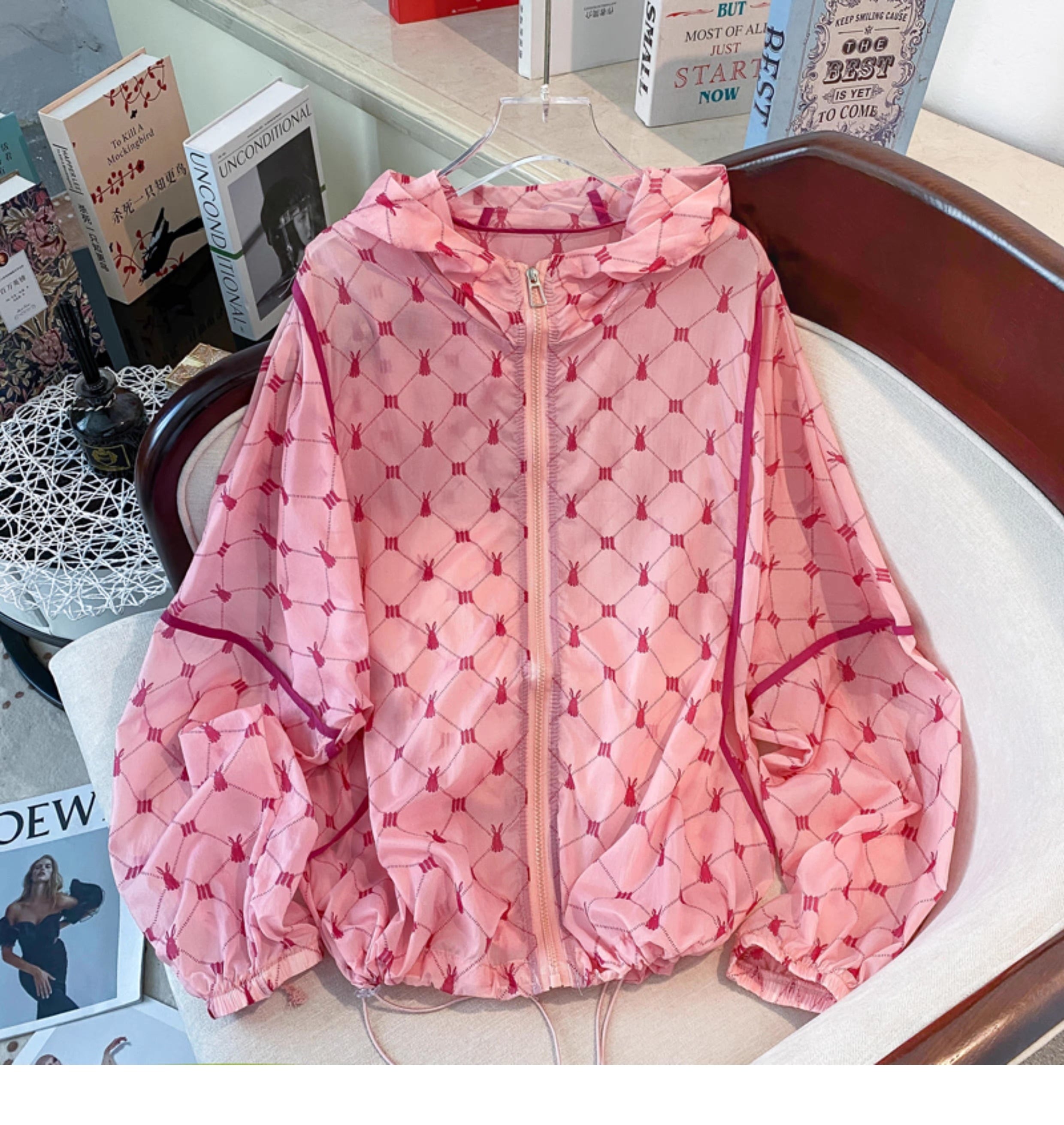 レディース パーカー 長袖 フード フェミニン ストリート 薄手 かわいい 大人可愛い カジュアル おしゃれ レトロ ラフ ガーリー 抜け感 ラブリー キュート ベーシック アメリカン プレッピー