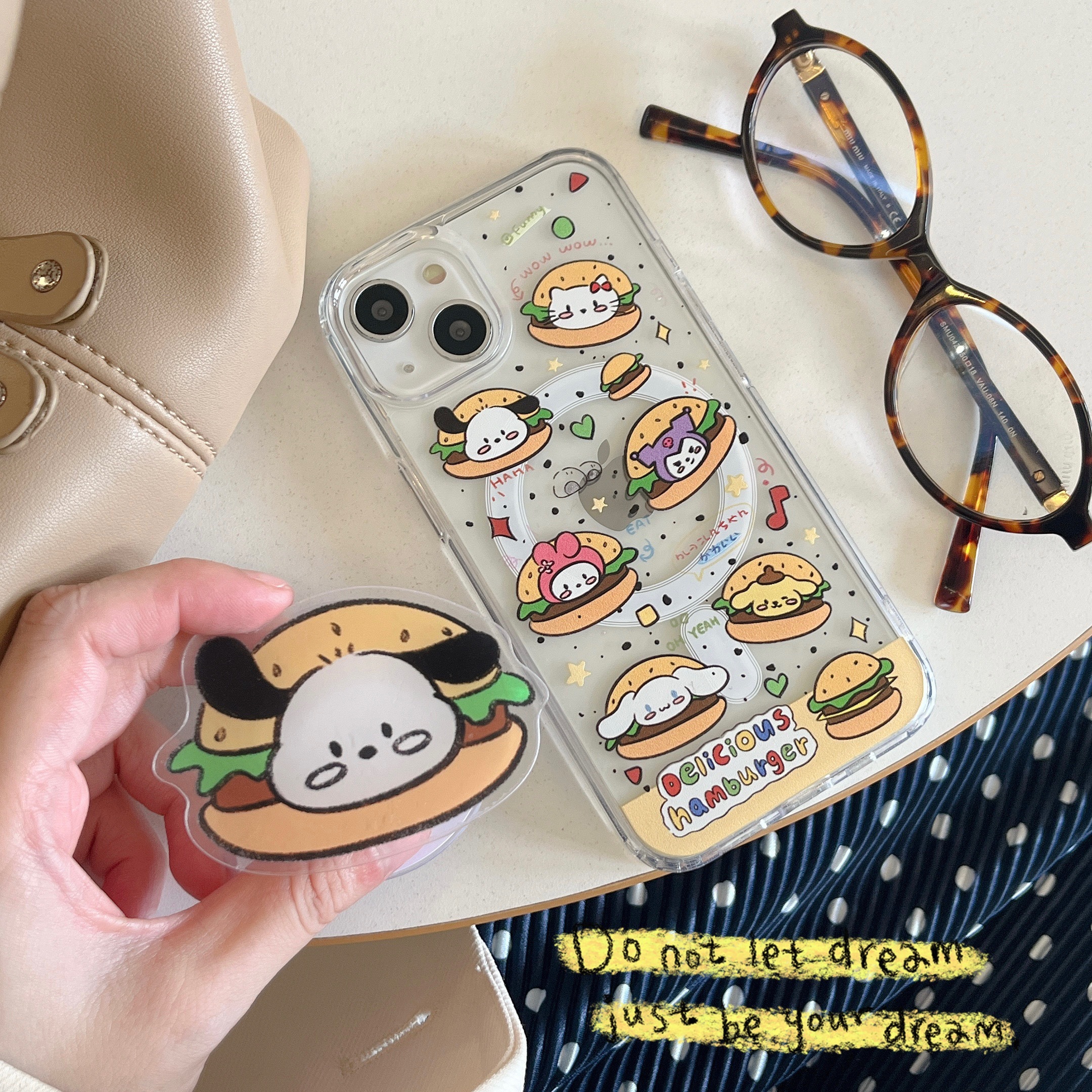 新しい磁気アクリル携帯電話ケースはiphone15promaxシナモン犬かわいいリンゴ14プラス漫画13漫画12女の子11カップルバーガー小さな新鮮なインに適しています