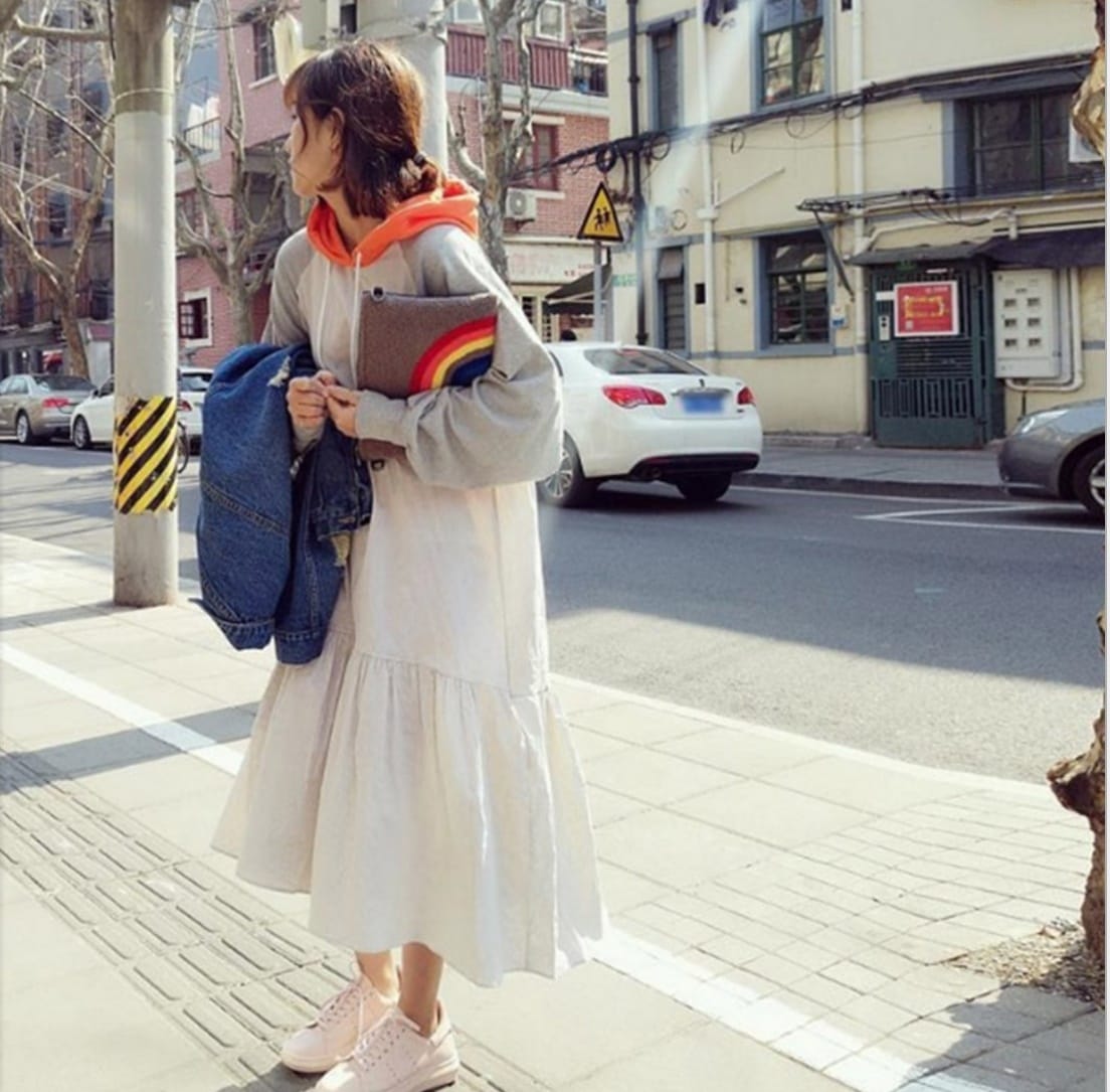 1670.フード付きパーカーワンピース（ホワイト）2019 春夏 sale 春夏 sale 通学 カジュアル shopping 普段使い 100,000円