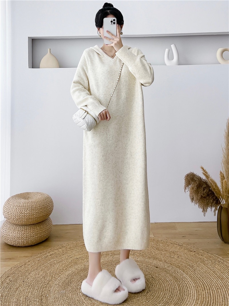 ロングボトムニットワンピース女性秋冬新作内部緩い怠惰なフード付きセーターセーターワンピース