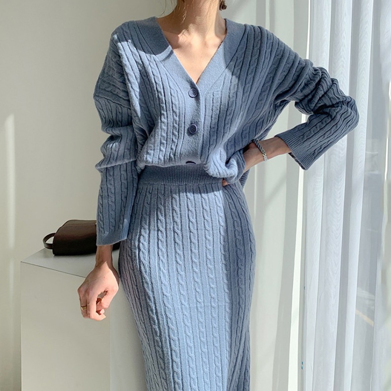 セットアップ ２点セット ロング丈 スカート ニット 長袖 Vネック 上下セット かわいい 大人可愛い きれいめ シンプル 大人 上品 おしゃれ 大人可愛い 大人女子 こなれ感 セクシーセットアップ