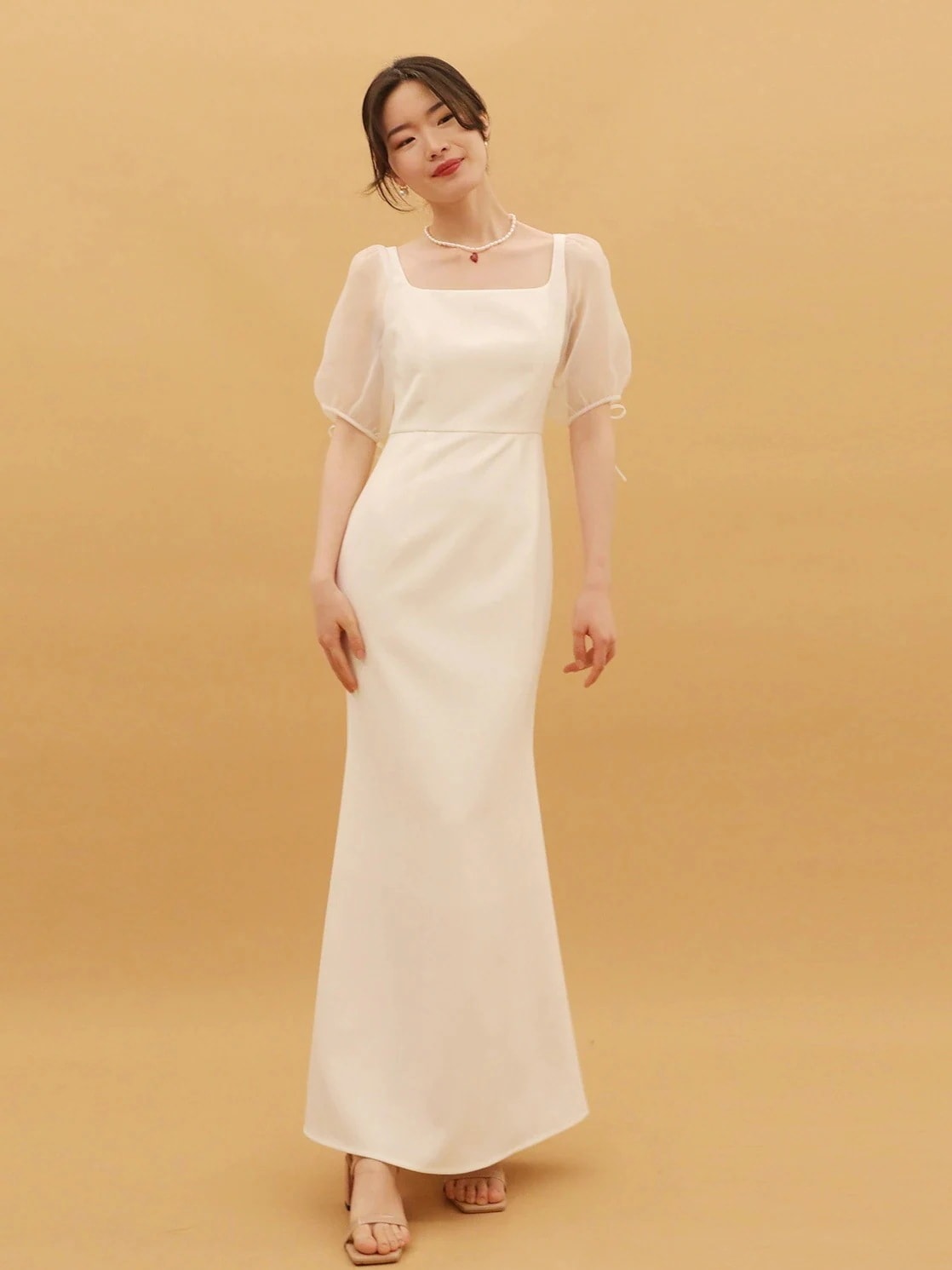 ウェディングドレスロングドレス結婚式ウエディングドレス海外挙式二次会花嫁前撮りエレワンピースサテン長袖ホワイトシンプルリゾートドレス後撮り