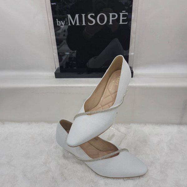 By 女性 パール ストラップ パンプス 112HT431DF005 WHITE 2 JJ