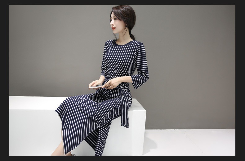 ストライプニットドレス