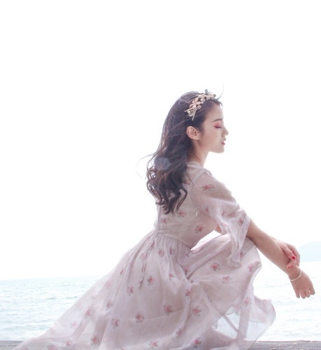 1320．レトロ花柄シフォンドレス（ホワイト）パーティドレス 結婚式 二次会 お呼ばれ 大人 かわいい 女子会 100,000円