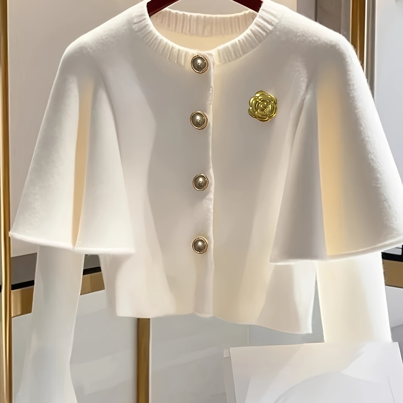エレガントな女性用カーディガン - ソフトなビエージュのオープンフロントスウェーター装飾ボタン長袖丸いネックライン秋/冬用スタイリッシュなレイヤングピースエレガントなスウェーターソフトな