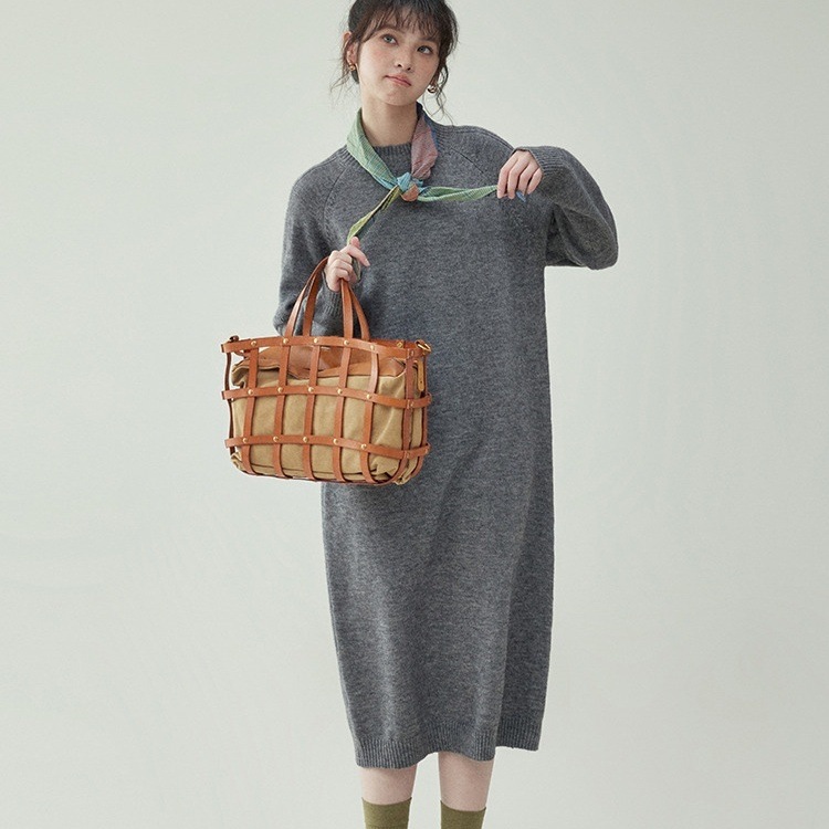 ワンピース ミモレ丈ワンピース 長袖 ラウンドネック ニットワンピース 萌え袖 ニット ミモレ丈 大人可愛い きれいめ シンプル 上品 おしゃれ かっこいい カジュアル こなれ感 個性的 主役級