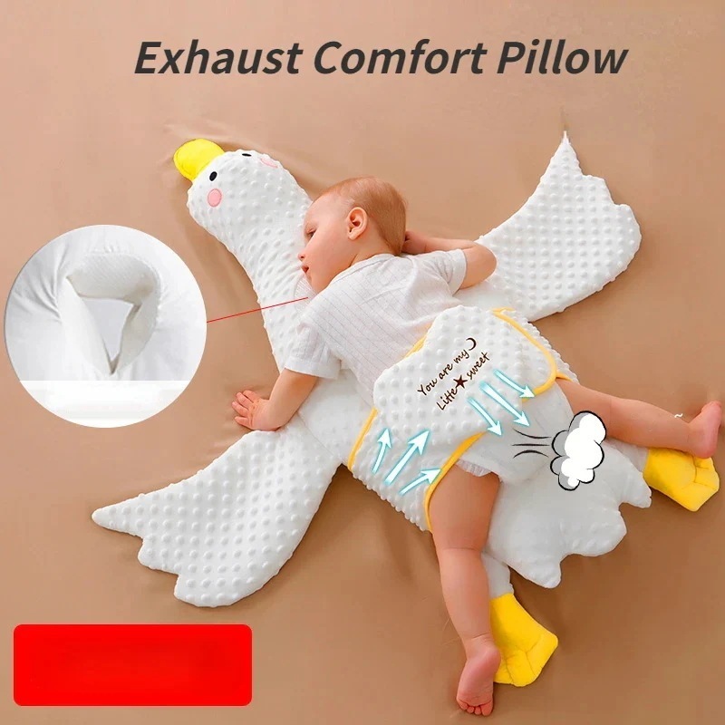 赤ちゃん用の白いエキゾーストピロー 夜に快適 子供のおもちゃ 寝室の装飾