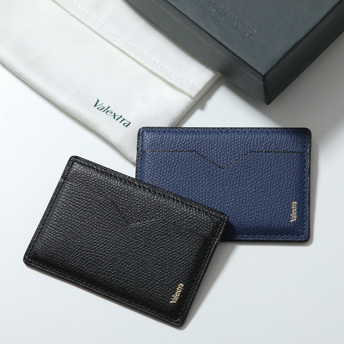 Valextra ヴァレクストラ カードケース SGNL0035028L99HT99 メンズ レディース レザー マグネット スマホ マグセーフ対応 ロゴ カラー2色