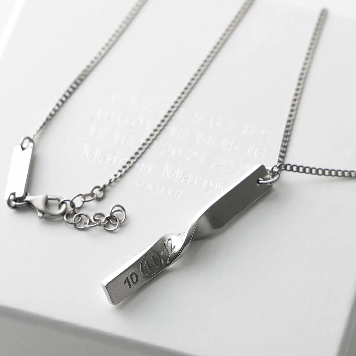MAISON MARGIELA メゾンマルジェラ ネックレス SM1UU0020 S12975 レディース ナンバーロゴ シルバー925 silver925 ペンダント アクセサリー 951