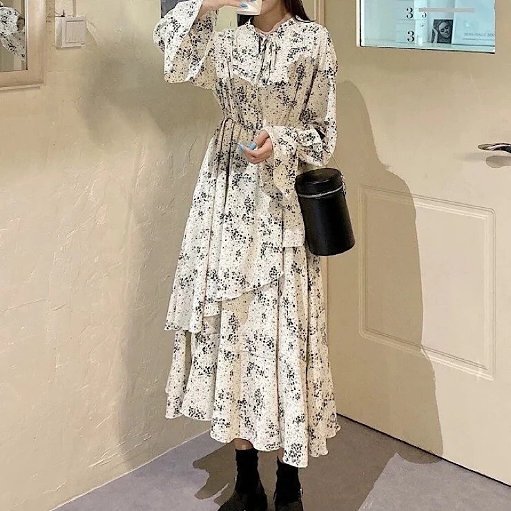 ワンピース　ロングワンピース　ロング マキシ　マキシワンピース　花柄ワンピース リゾートドレス　Aライン　フレア　ワイド　タイト　スリム　韓国　おしゃれ　カワイイ　大人可愛い　エレガント　清楚感　大人