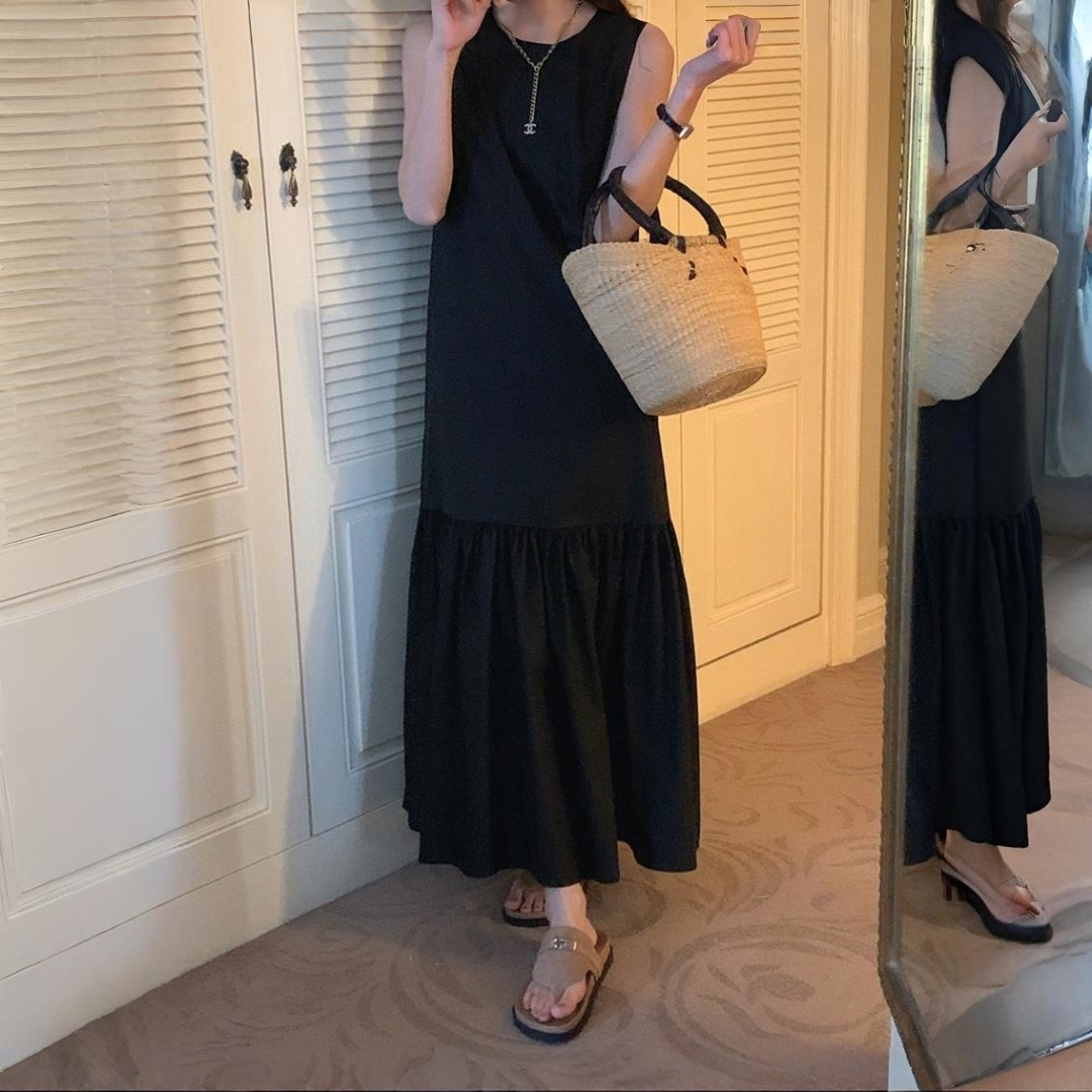 レディース ワンピース ノースリーブ ティアード フェミニン 背中見せ かわいい 大人可愛い きれいめ シンプル 上品 おしゃれ こなれ感 ガーリー ルーズ エレガント フォーマル とろみ感 抜け感