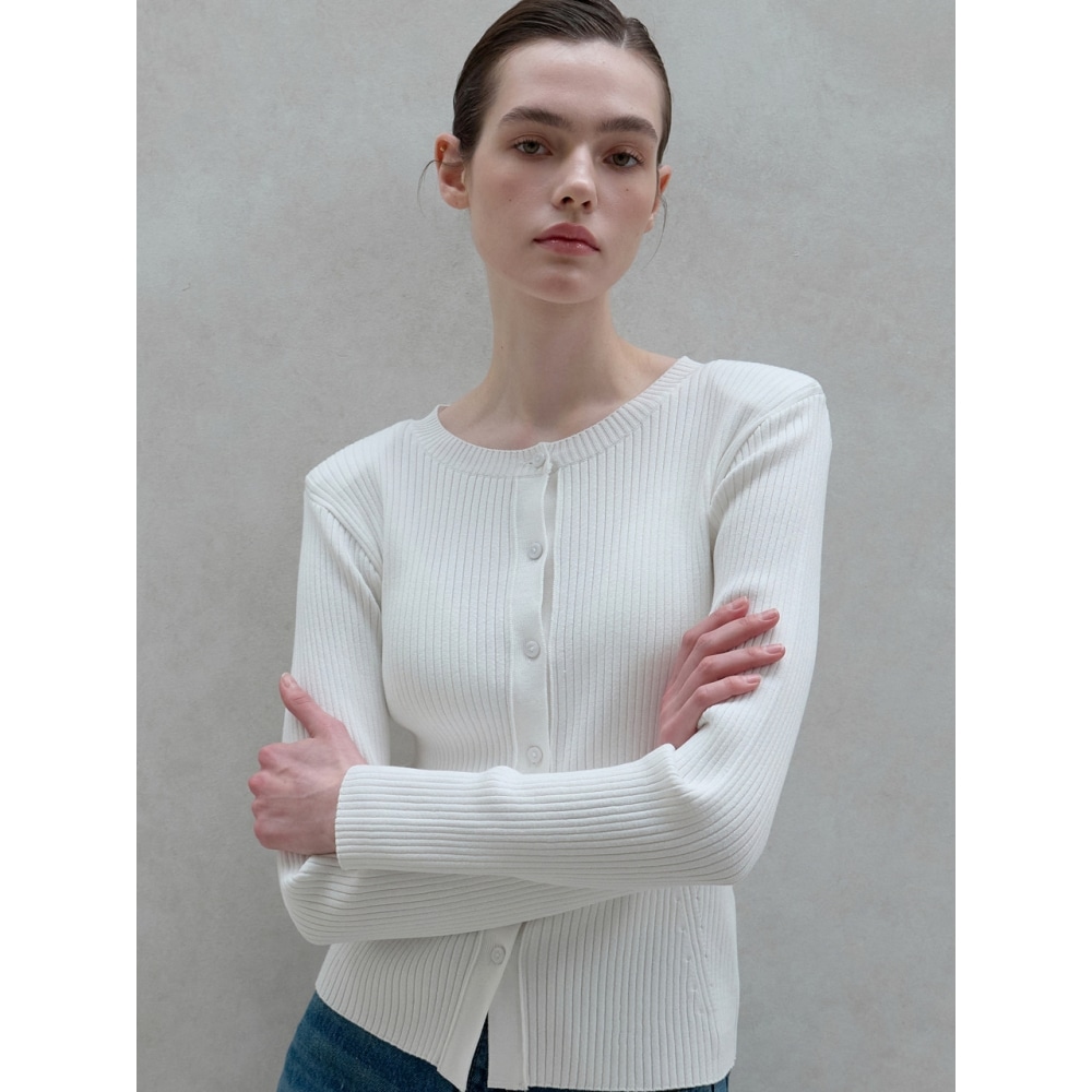 ouie パッド入りオーバルネックカーディガンアイボリー OU1333