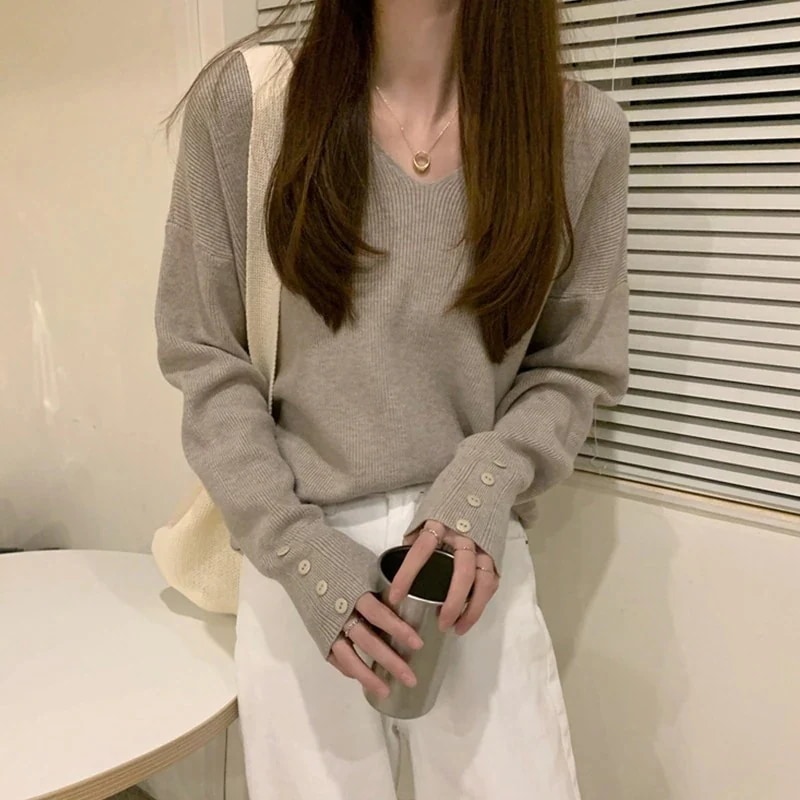 アンダーシャツのセーター 春秋冬にかけて 長袖の上着 Vネックニット