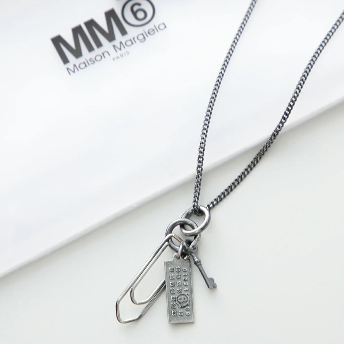 MM6 エムエムシックス メゾンマルジェラ ネックレス SM6UU0093 P8601 メンズ ファウンドオブジェクト ペンダント アクセサリー 954