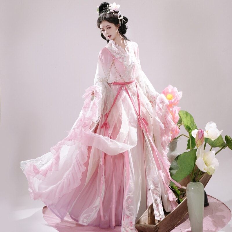織雲漢服 蓮の花の擬人化デザイン 北南朝風 大袖仙女風 重厚な刺繍 ファッションショー・写真撮影用 同デザインの既製品