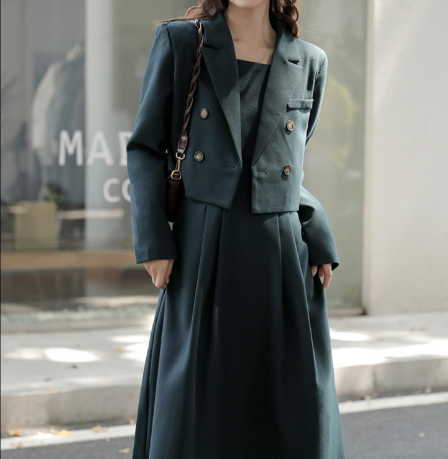 アウター ワンピース デート ジャケット 上着 ミモレ ミモレ丈 春 秋 10代 20代 30代 個性的 グリーン ブラック XL レディース セットアップ こなれ感 エレガント クール モード系